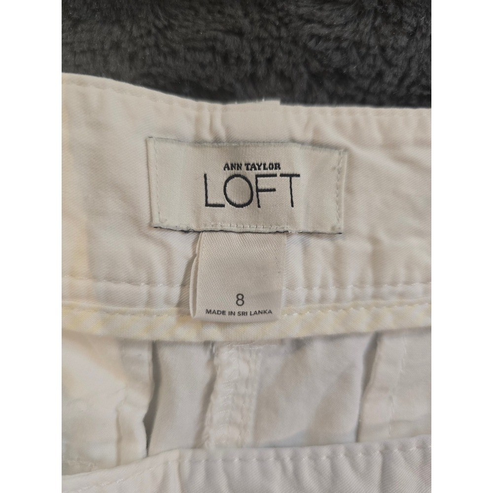 Ann Taylor LOFT Womens White Chino Shorts Size 8 Casual Summer Cotton Classic - Picture 3 of 5